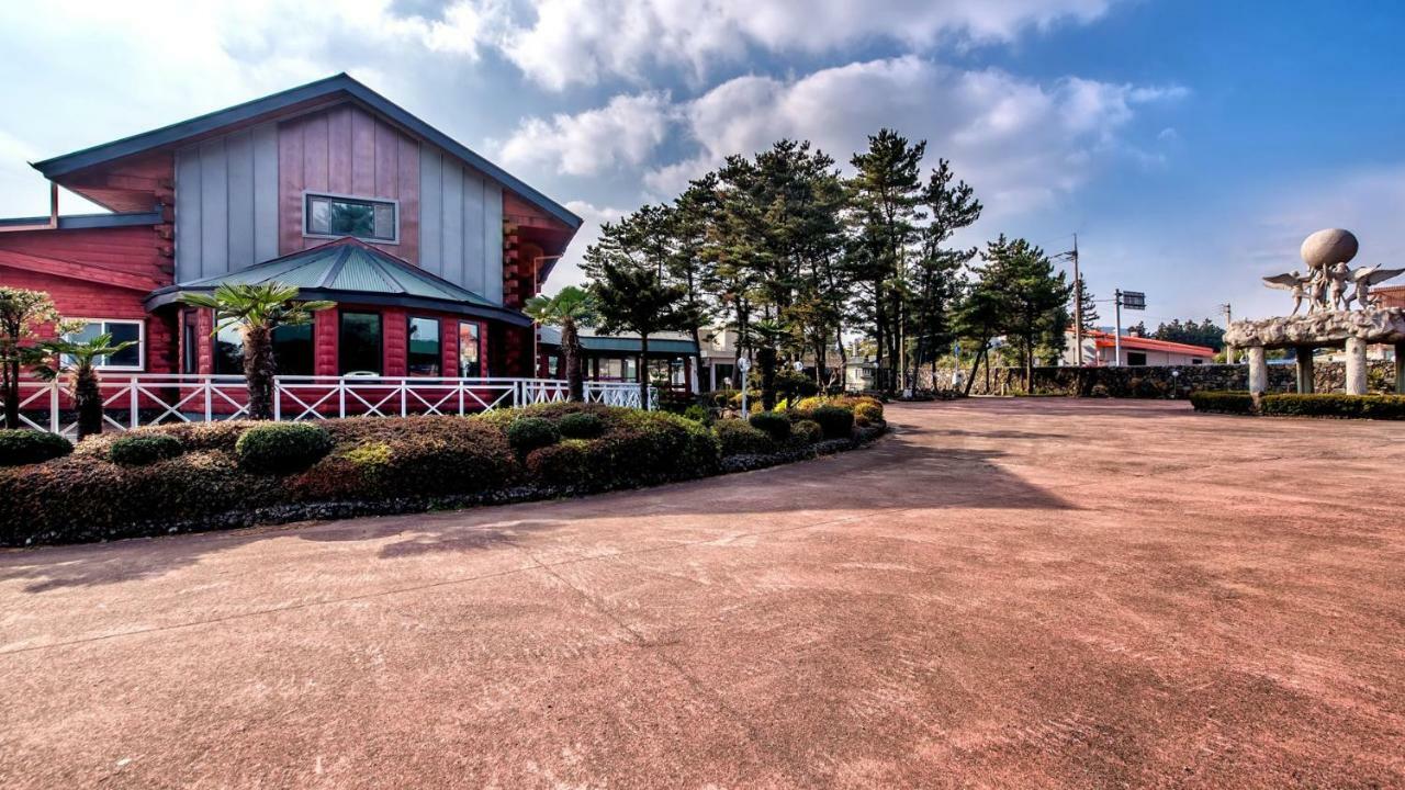 Songdangsongdang Pension And Resort Jeju Exterior photo